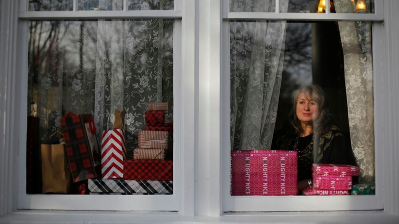 Amy Solo of Greensboro, N.C., with the family presents she was set to deliver to Virginia on Wednesday. MUST CREDIT: Photo for The Washington Post by Eamon Queeney