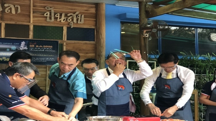 Thai seafood to be packaged with ‘Covid-safe’ mark from Dec 26 Thai seafood to be packaged with ‘Covid-safe’ mark from Dec 26