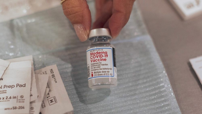 Moderna's covid vaccine wins backing of EU drugs regulator Moderna's covid vaccine wins backing of EU drugs regulator