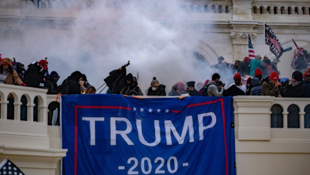 On a long and violent day, Trump issues a call to arms On a long and violent day, Trump issues a call to arms