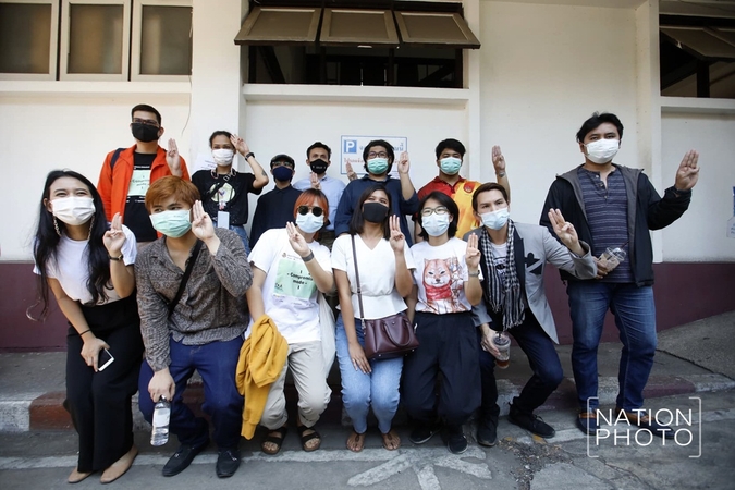 Embassy demonstrators meet with prosecutor over sedition, lese majeste charges Embassy demonstrators meet with prosecutor over sedition, lese majeste charges