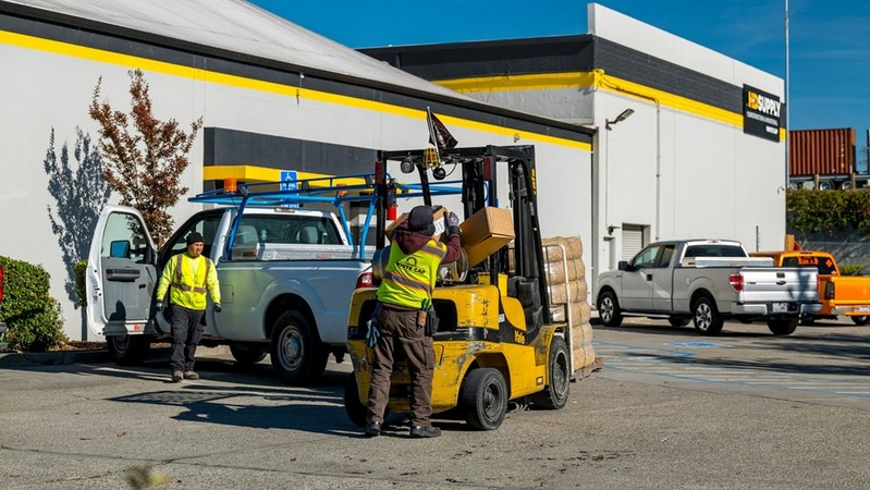 U.S. services gauge strengthened unexpectedly in December U.S. services gauge strengthened unexpectedly in December