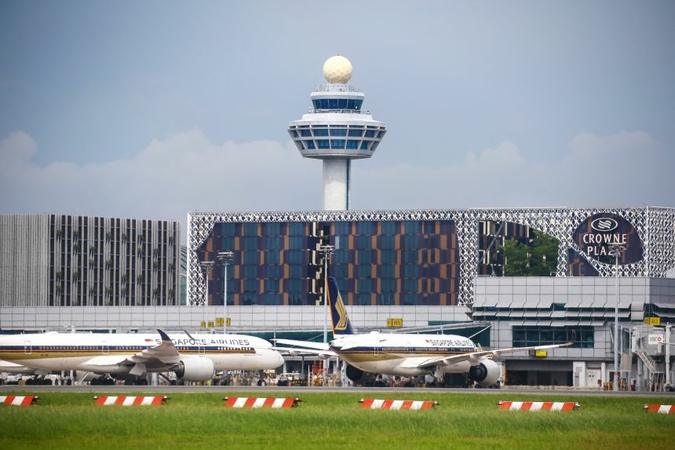 Crowne Plaza Changi Airport closed for two weeks after second Covid-19 case emerges Crowne Plaza Changi Airport closed for two weeks after second Covid-19 case emerges