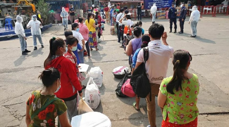 300 migrant workers cured of Covid-19 in Samut Sakhon 300 migrant workers cured of Covid-19 in Samut Sakhon