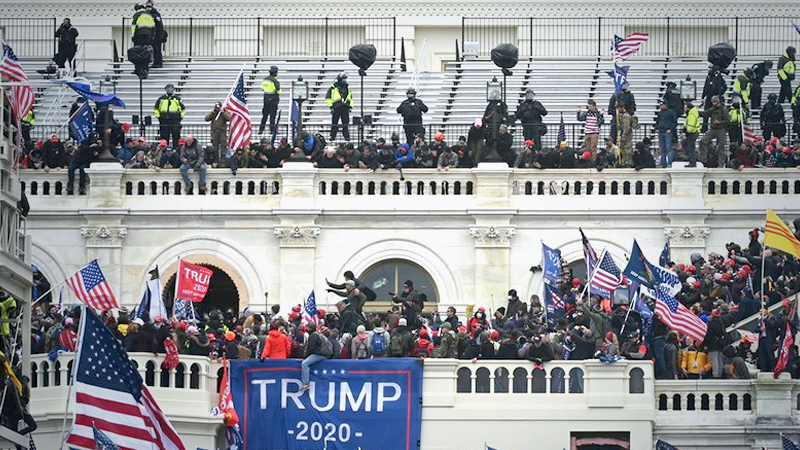 FBI report warned of 'war' at Capitol, contradicting claims that there was no indication of looming violence FBI report warned of 'war' at Capitol, contradicting claims that there was no indication of looming violence