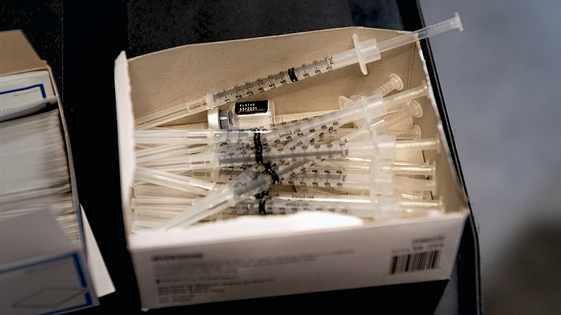 U.S. vaccine shift stirs fresh unease as 128 million join line U.S. vaccine shift stirs fresh unease as 128 million join line