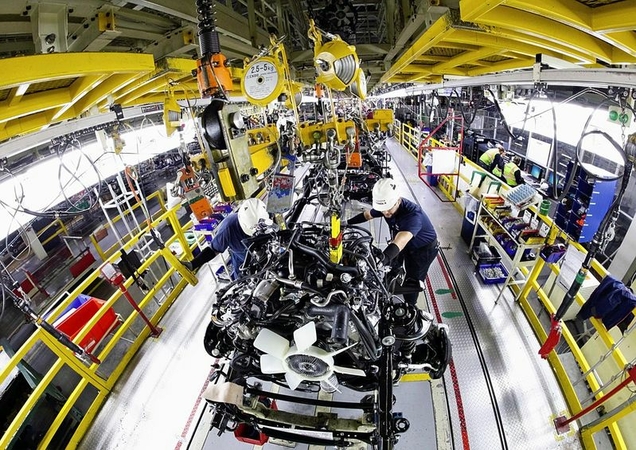 Workers are seen inside the Toyota Motor Corp.’s plant in Texas. (Courtesy of Toyota Motor Corp.)