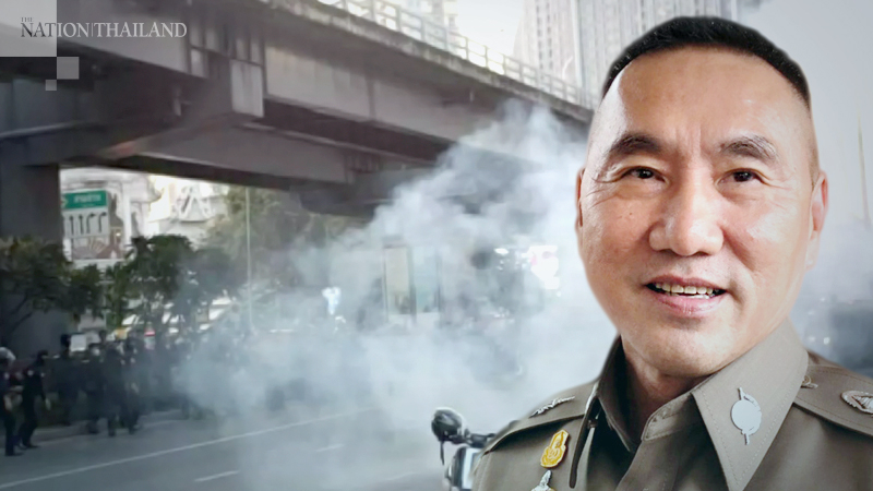 Bomb-throwers at Bangkok protest hiding out in Thonburi, say police Bomb-throwers at Bangkok protest hiding out in Thonburi, say police