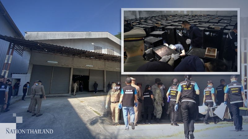 Police raid Khon Kaen warehouse, discover over 400 slot machines Police raid Khon Kaen warehouse, discover over 400 slot machines