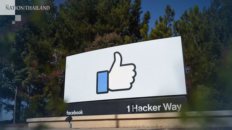 Facebook's oversight board to decide whether Trump keeps account Facebook's oversight board to decide whether Trump keeps account