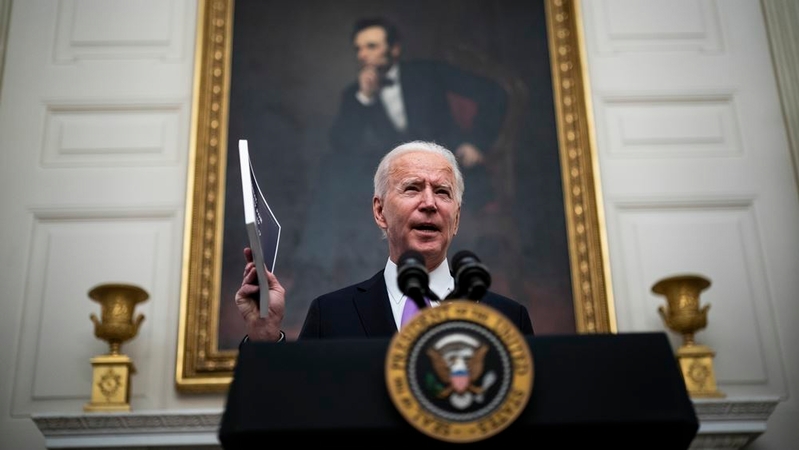 President Biden speaks about the coronavirus pandemic before signing executive orders at the White House on Jan. 21. MUST CREDIT: Washington Post photo by Jabin Botsford.