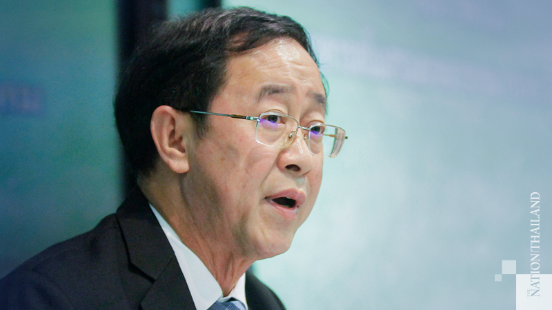  Finance Minister Arkhom Termpittayapaisith