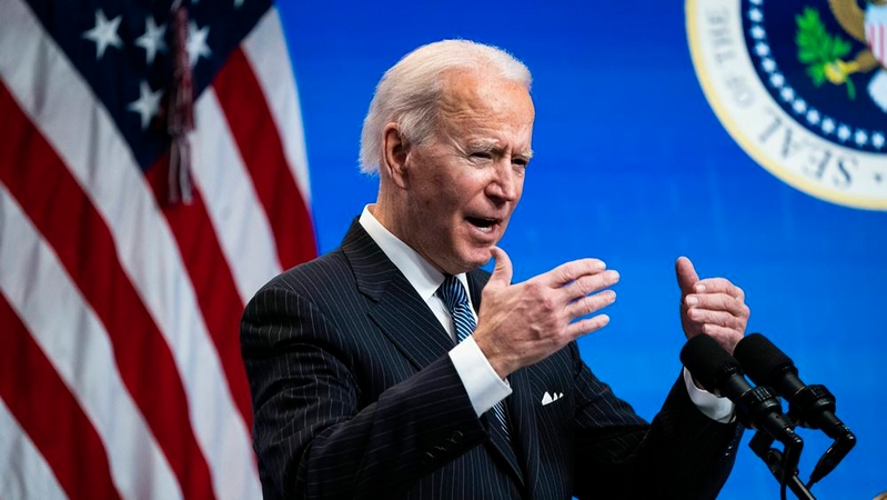 President Biden speaks about American manufacturing before signing an executive order at the White House complex on Monday. MUST CREDIT: Washington Post photo by Jabin Botsford.