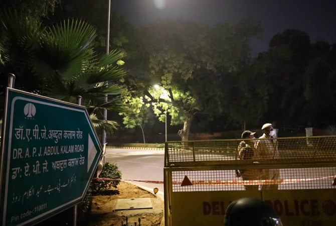 After Delhi blast, security tightened in Mumbai, Maharashtra After Delhi blast, security tightened in Mumbai, Maharashtra