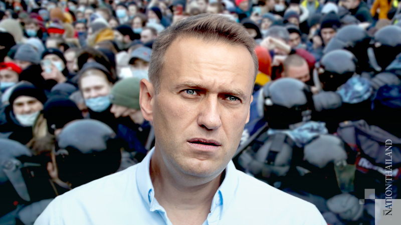 Russia cracks down on Navalny protests, locking down city centers and arresting thousands Russia cracks down on Navalny protests, locking down city centers and arresting thousands