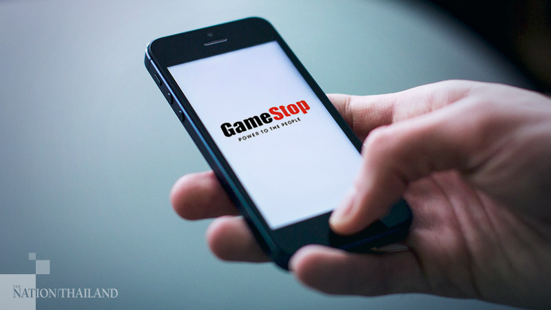Online traders power up silver as GameStop retreats Online traders power up silver as GameStop retreats