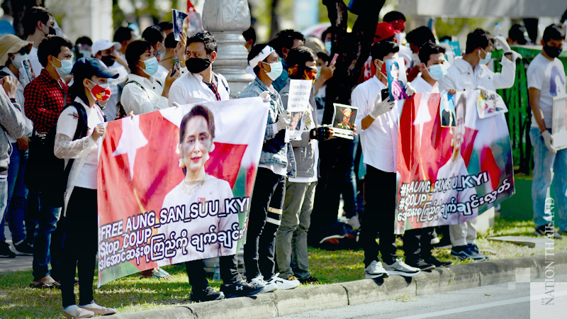Myanmar police file charges against president, Suu Kyi Myanmar police file charges against president, Suu Kyi