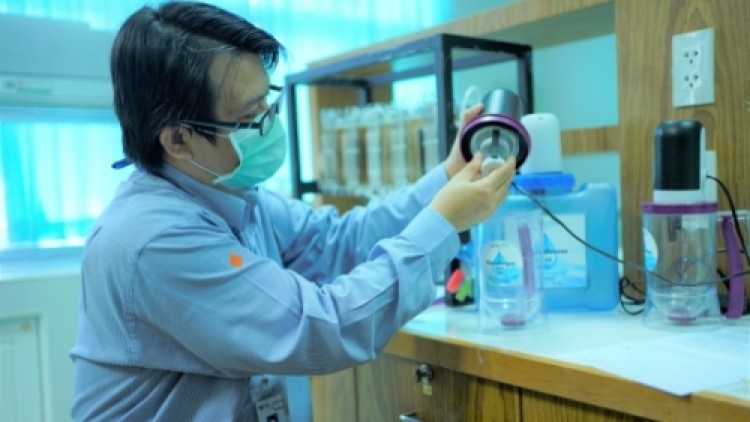 Thai scientists unveil saltwater Covid-19 disinfectant device Thai scientists unveil saltwater Covid-19 disinfectant device