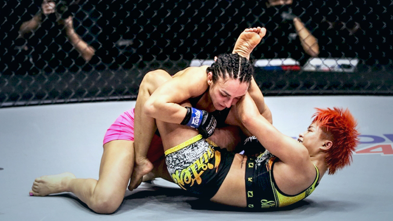 Rassohyna submits Stamp Fairtex with Guillotine Choke to claim One atomweight Rassohyna submits Stamp Fairtex with Guillotine Choke to claim One atomweight