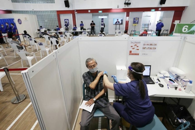 S'pore residents aged 60-69 to get Covid-19 vaccine from March, rest of population from April S'pore residents aged 60-69 to get Covid-19 vaccine from March, rest of population from April