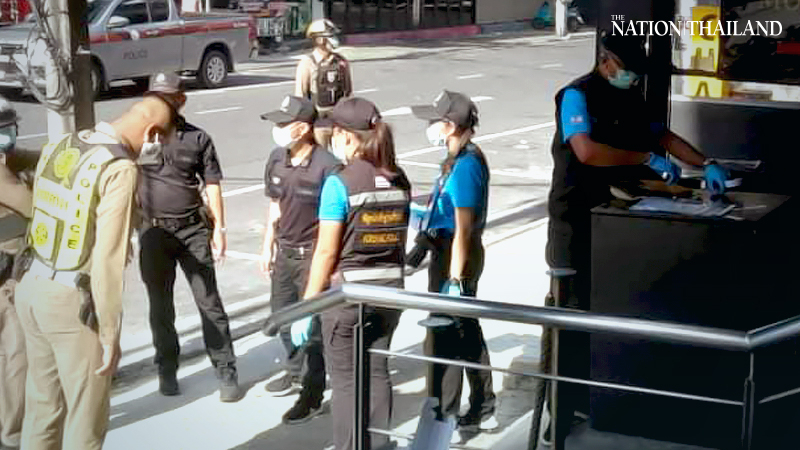 Gun-toting Phuket cop suspended, charged Gun-toting Phuket cop suspended, charged