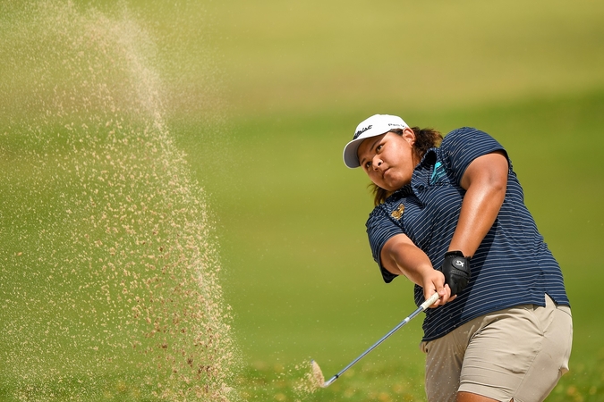 Pattaraporn grabs limelight as women dominate men at golf’s Thailand Mixed Pattaraporn grabs limelight as women dominate men at golf’s Thailand Mixed