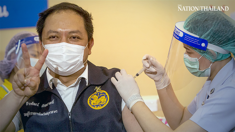 Deputy governor of Covid-19 hotspot Samut Sakhon first to be vaccinated in province Deputy governor of Covid-19 hotspot Samut Sakhon first to be vaccinated in province
