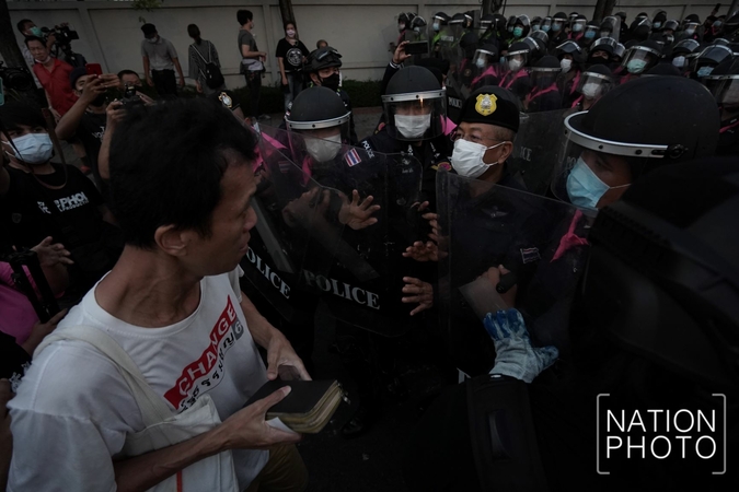Policeman at Feb 28 rally in Bangkok tests positive for Covid-19 Policeman at Feb 28 rally in Bangkok tests positive for Covid-19