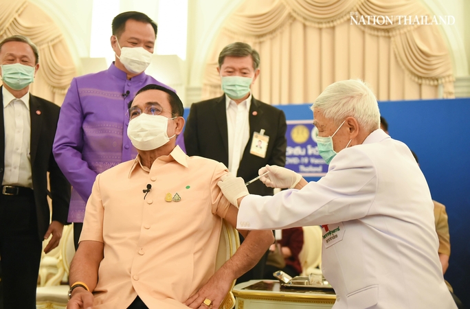 PM and 15 ministers get vaccinated before Cabinet meeting PM and 15 ministers get vaccinated before Cabinet meeting