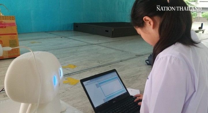 Robot teaching assistant from Chula wins two prestigious global awards Robot teaching assistant from Chula wins two prestigious global awards