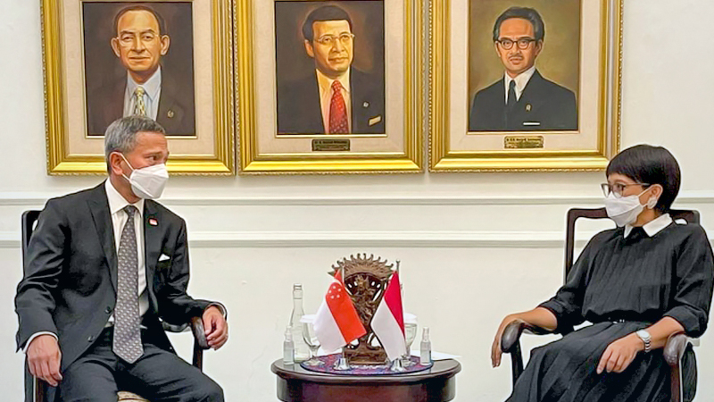 S'pore, Indonesia back Asean leaders' summit on Myanmar S'pore, Indonesia back Asean leaders' summit on Myanmar