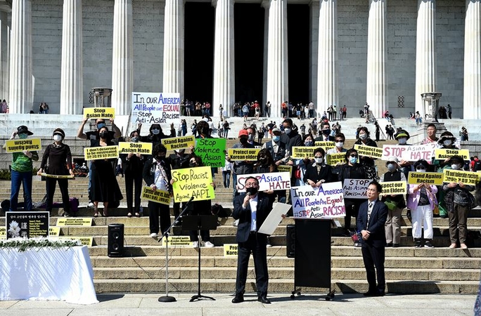 Korean groups rally on National Mall to protest racism, violence Korean groups rally on National Mall to protest racism, violence