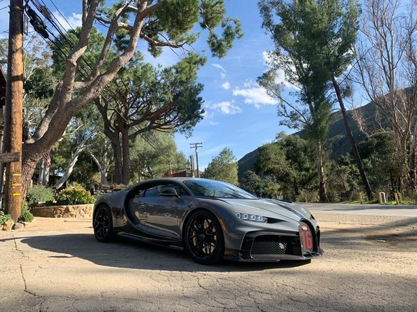 The pandemic is creating a 'postwar boom' for luxury carmakers The pandemic is creating a 'postwar boom' for luxury carmakers