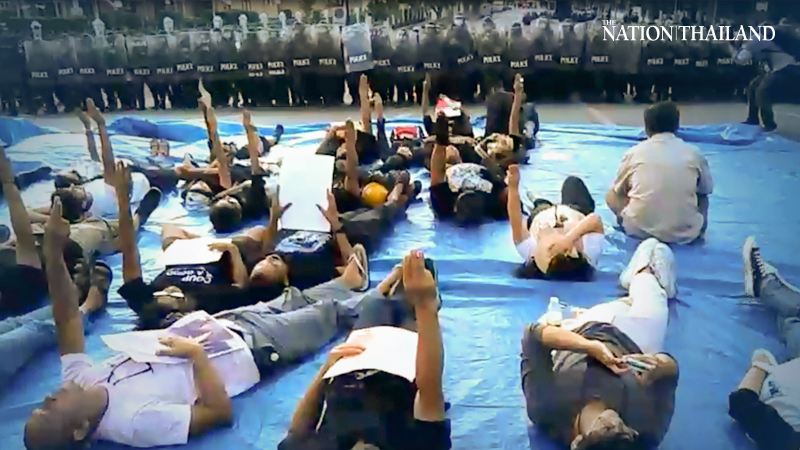 Protesters to gather on MBK Skywalk on Monday following crackdown on 'village' Protesters to gather on MBK Skywalk on Monday following crackdown on 'village'