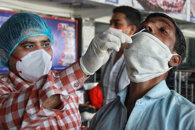 PM Modi reviews COVID-19 Pandemic situation and Vaccination Program in India PM Modi reviews COVID-19 Pandemic situation and Vaccination Program in India