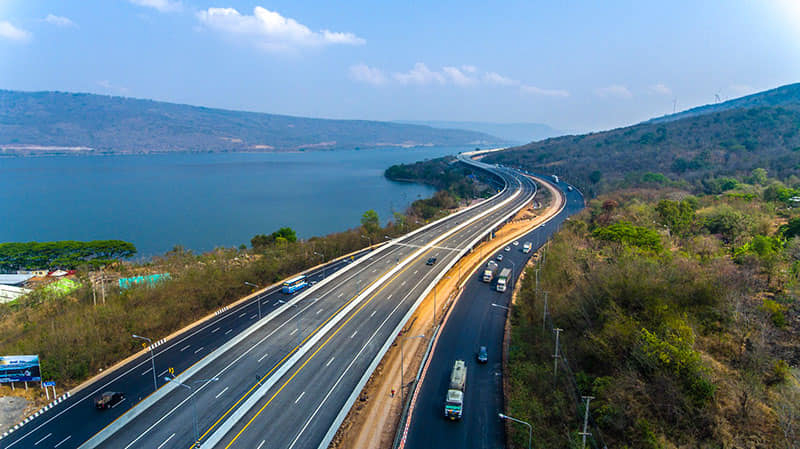 Motorists can use new Korat highway for free during Songkran break Motorists can use new Korat highway for free during Songkran break