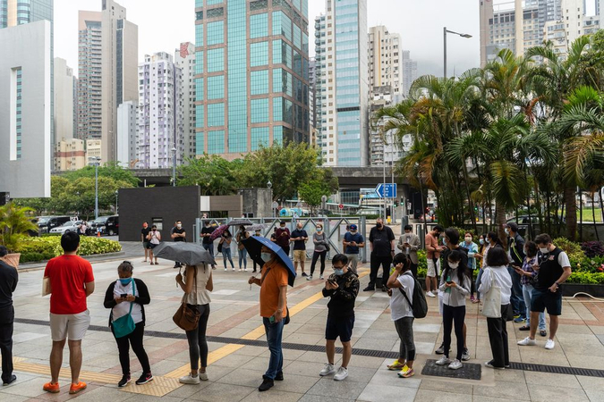 Hong Kong to ease covid restrictions for vaccinated people Hong Kong to ease covid restrictions for vaccinated people