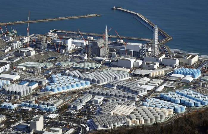 Greenpeace: Japan must reverse decision Greenpeace: Japan must reverse decision