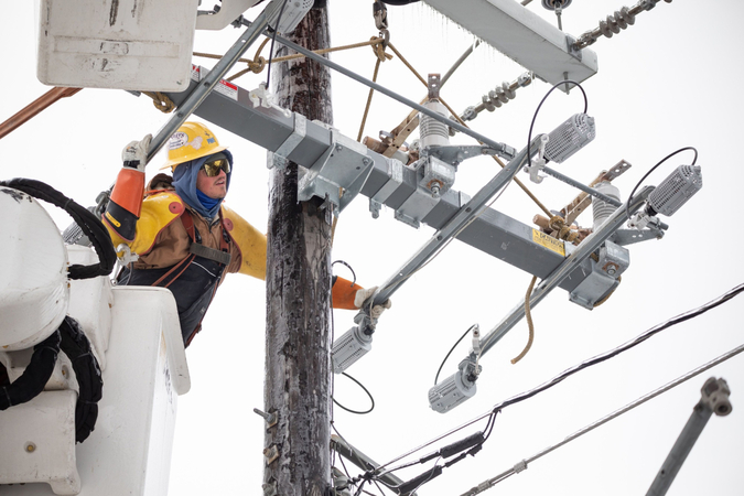 Texas blackout scare renews call to rein in unruly power market Texas blackout scare renews call to rein in unruly power market