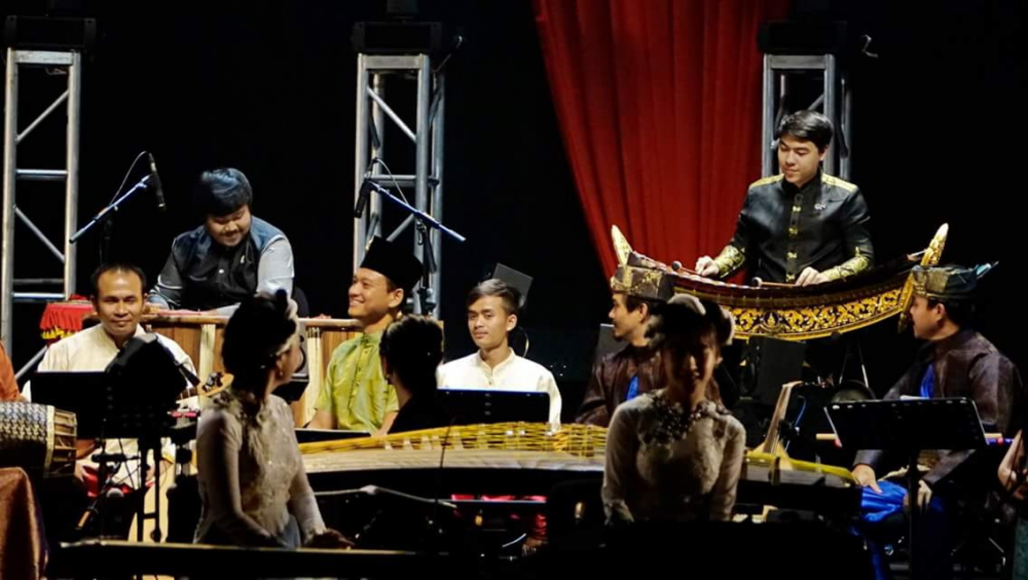 Asia forges solidarity in music