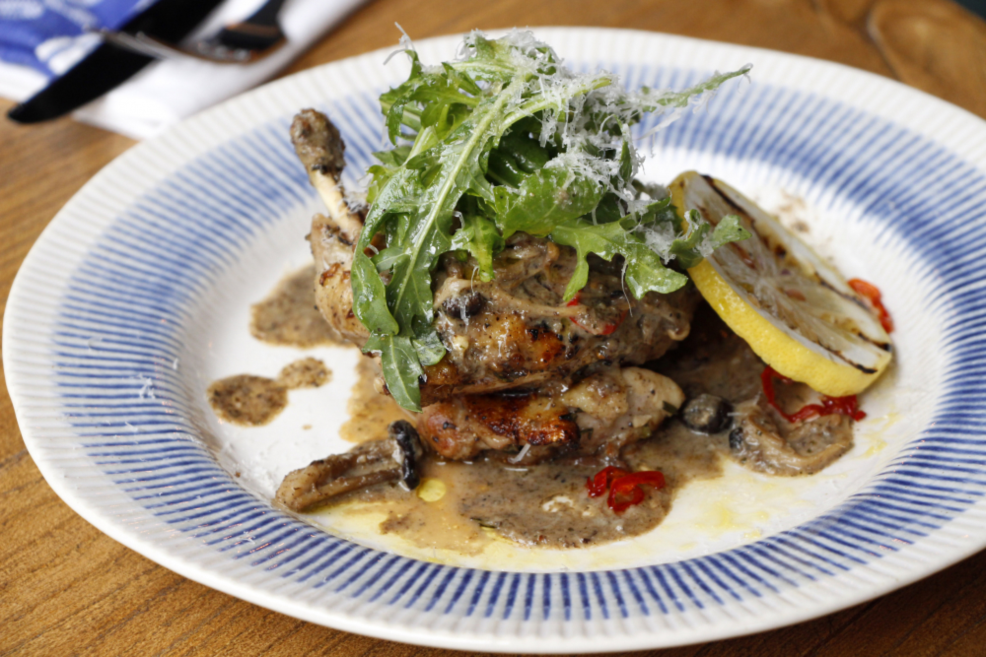  Benvenuto! Jamie arrives in Bangkok