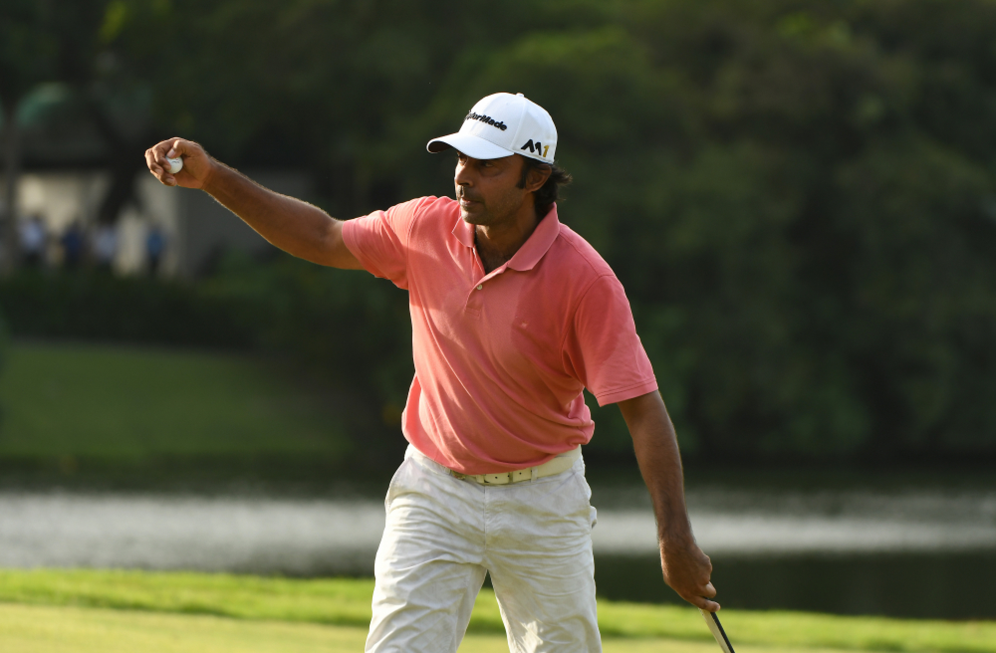 Danthai and Rattanon Join Five-Way Opening Lead in Manila 
