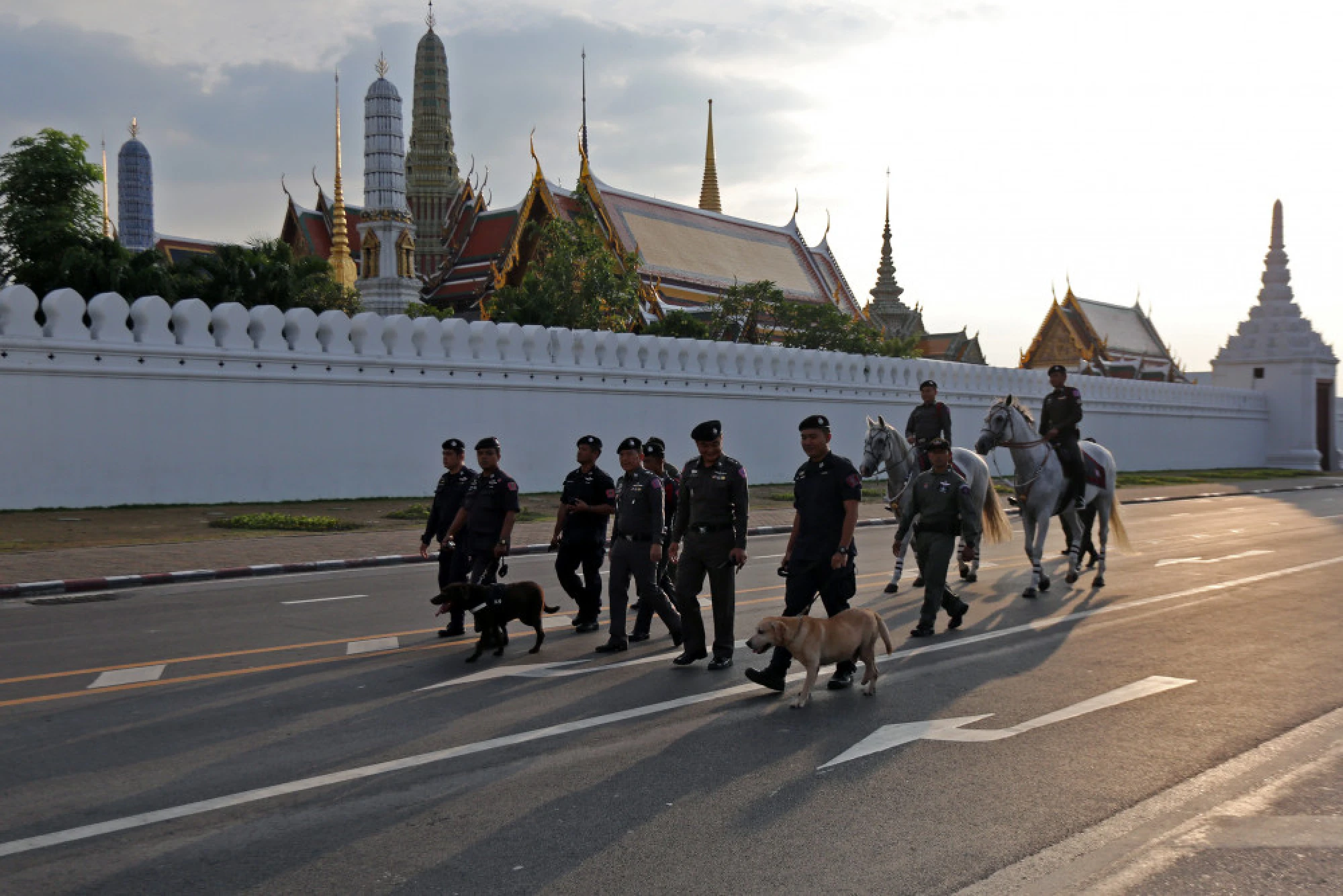 Security concerns prompt compulsory ID checks around Grand Palace 