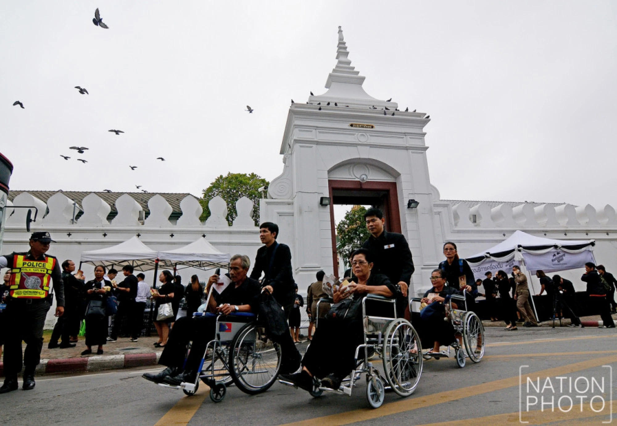 First day of homage paying in front of Royal Urn