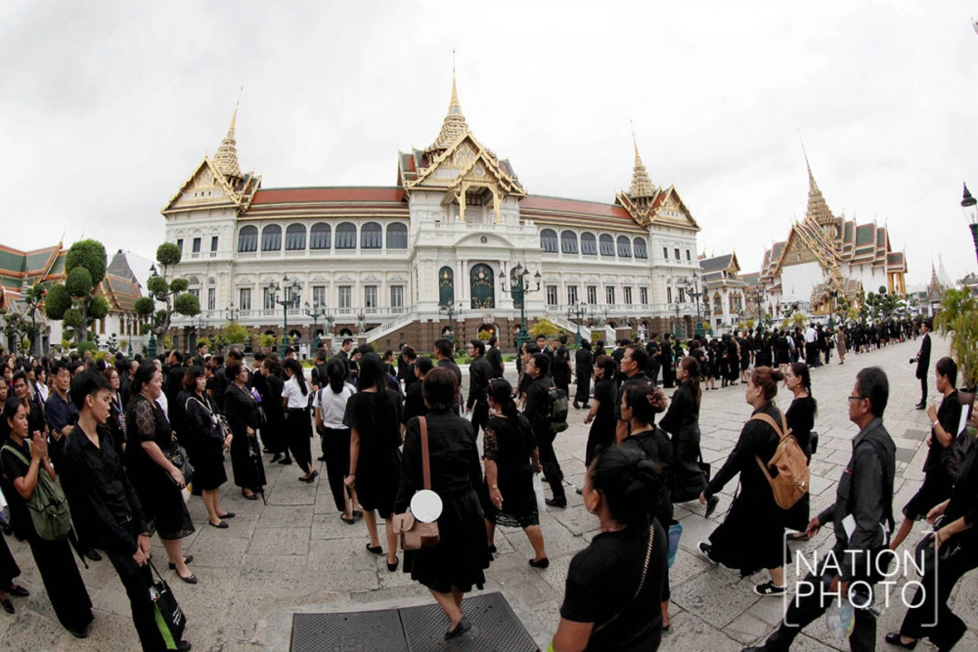 First day of homage paying in front of Royal Urn
