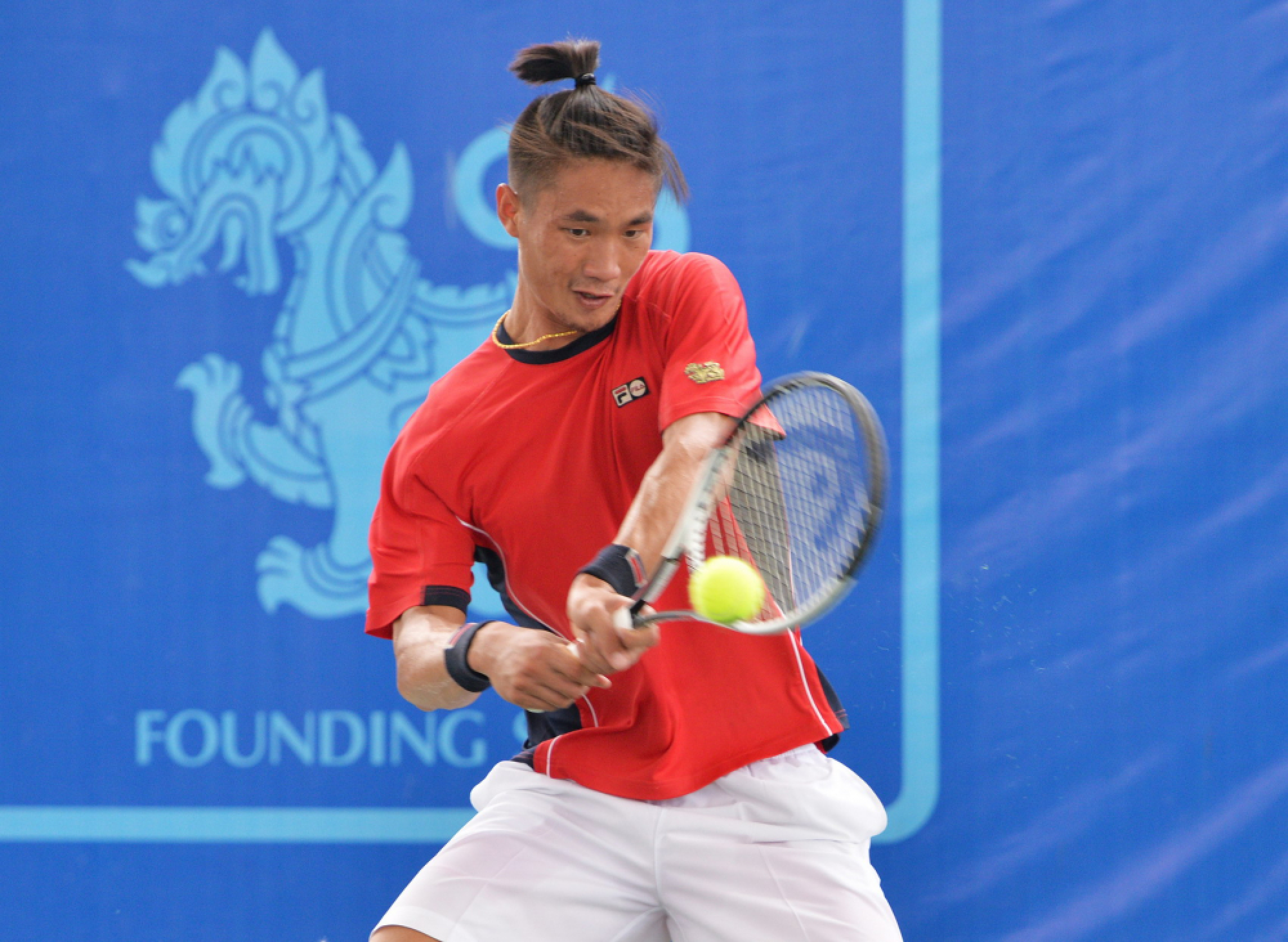 Nudnida ousts Paradorn's potege to win TATP Bangkok Open