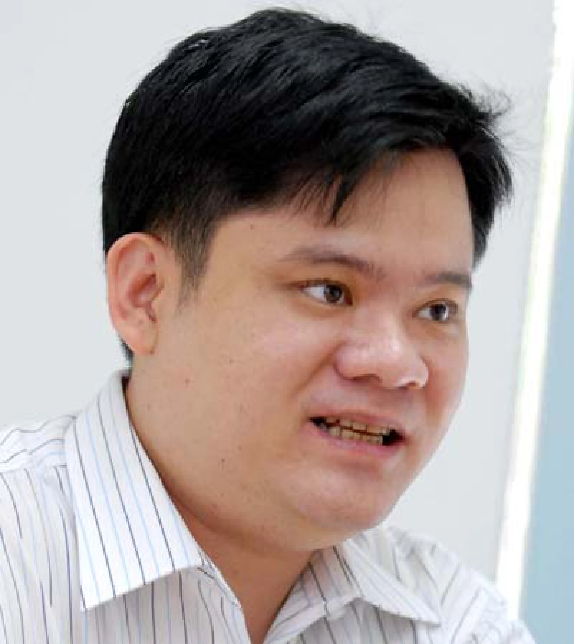 PM tries to calm fears on media regulation bill