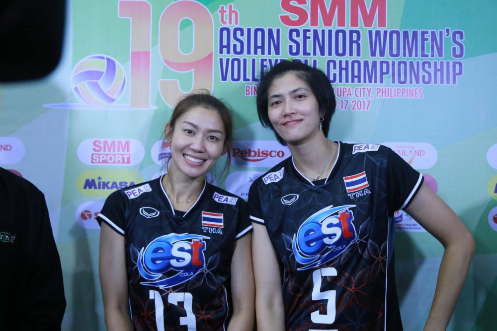 Thailand storm into semi-finals after 3-0 blitz over hosts Philippines