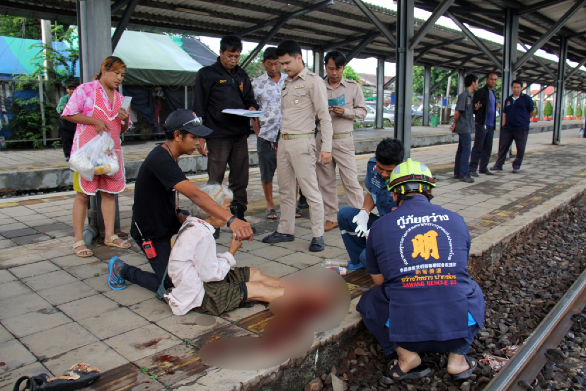Elderly woman loses foot in train accident