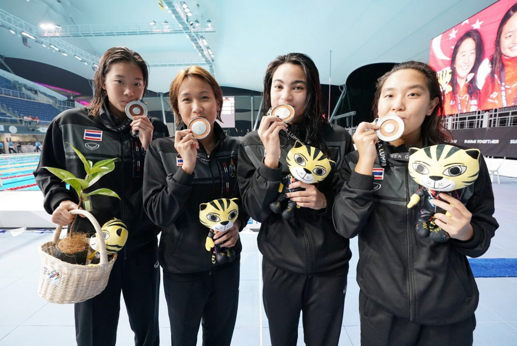 9th SEA Games gold for Thai women's regu